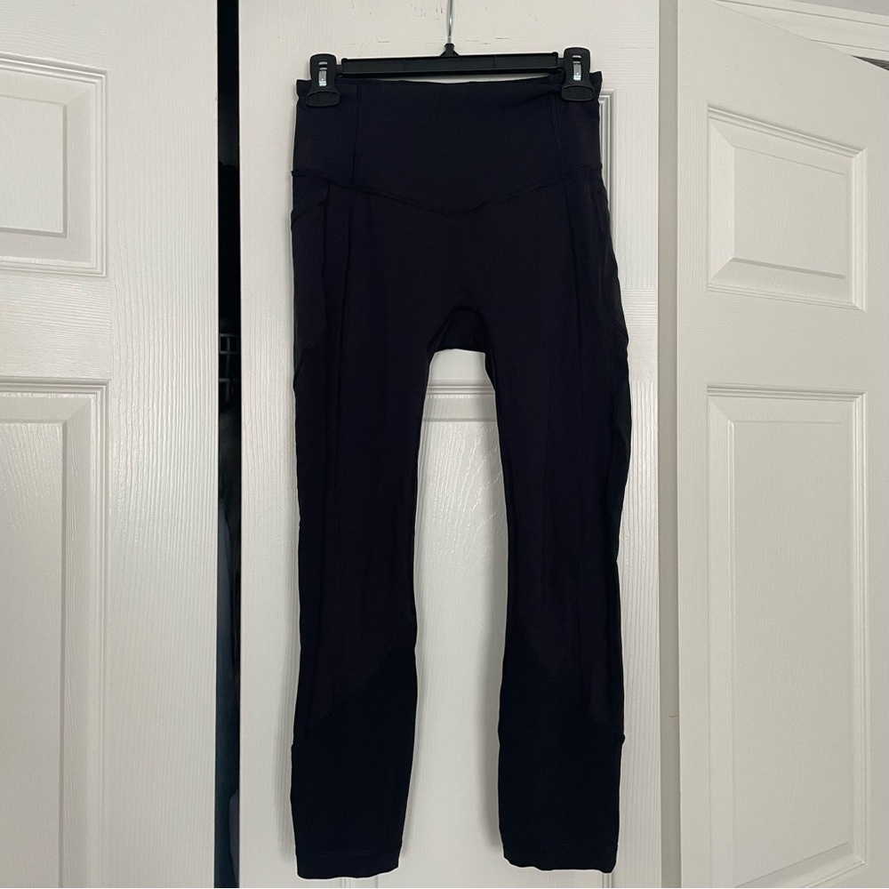Lululemon Black leggings with pockets